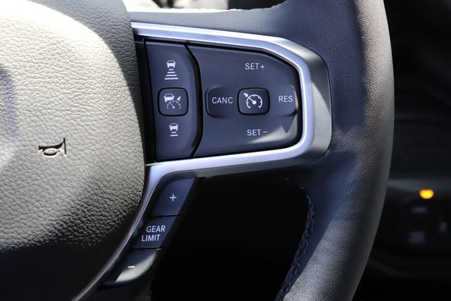 New 2026 RAM 2500 Big Horn AWD/4WD image 25