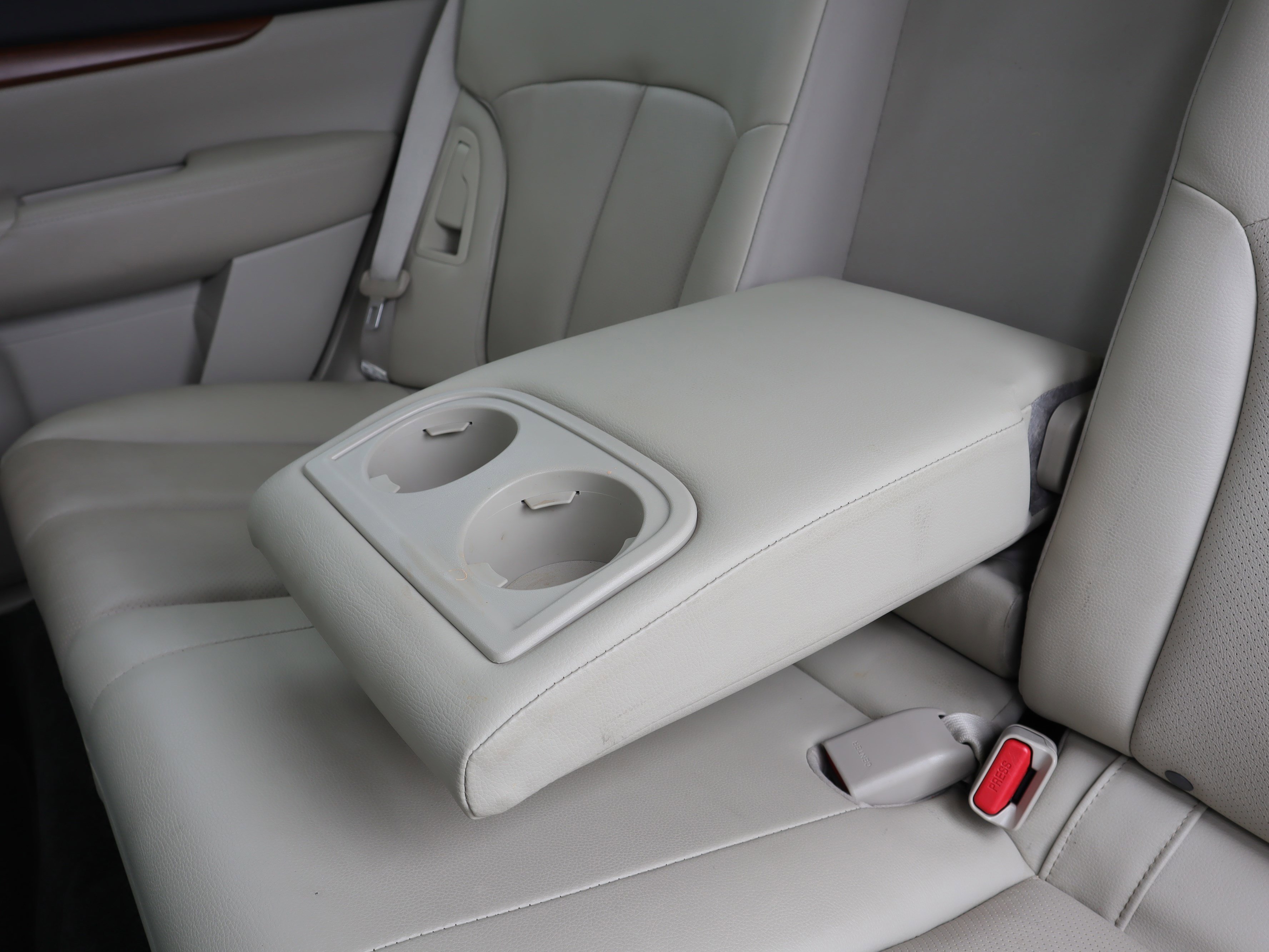 Used 2013 Subaru Outback 2.5i Limited image 27