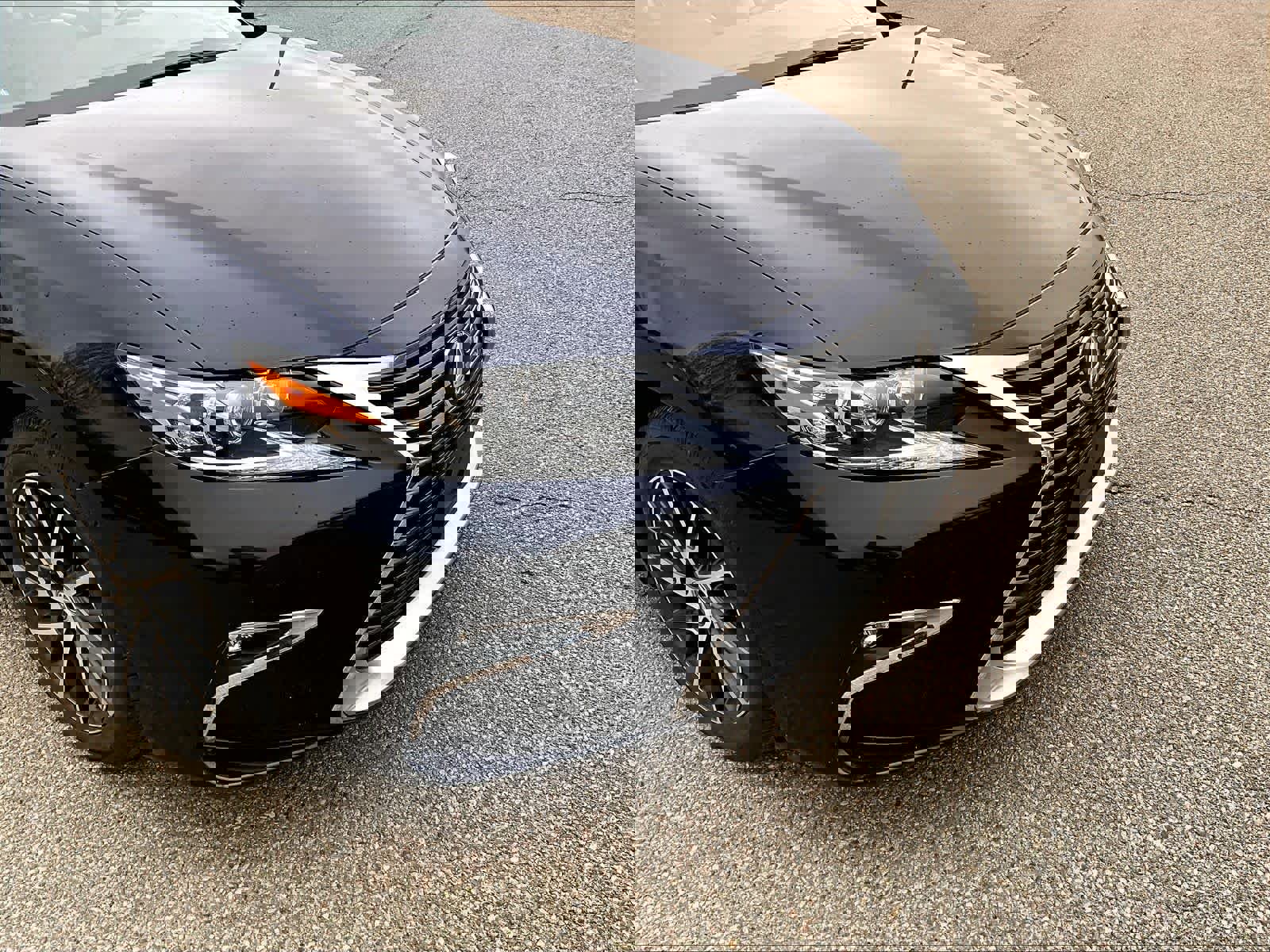 Used 2016 Lexus ES 350 w/ Navigation System Package image 5