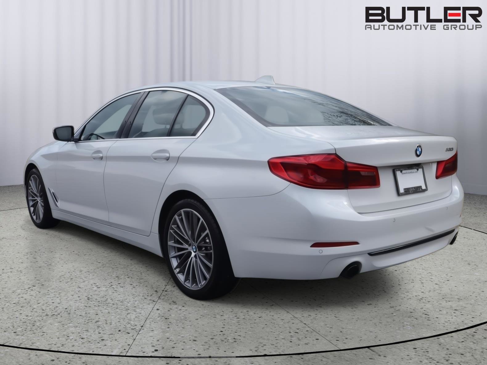 Used 2019 BMW 530i w/ Convenience Package image 5