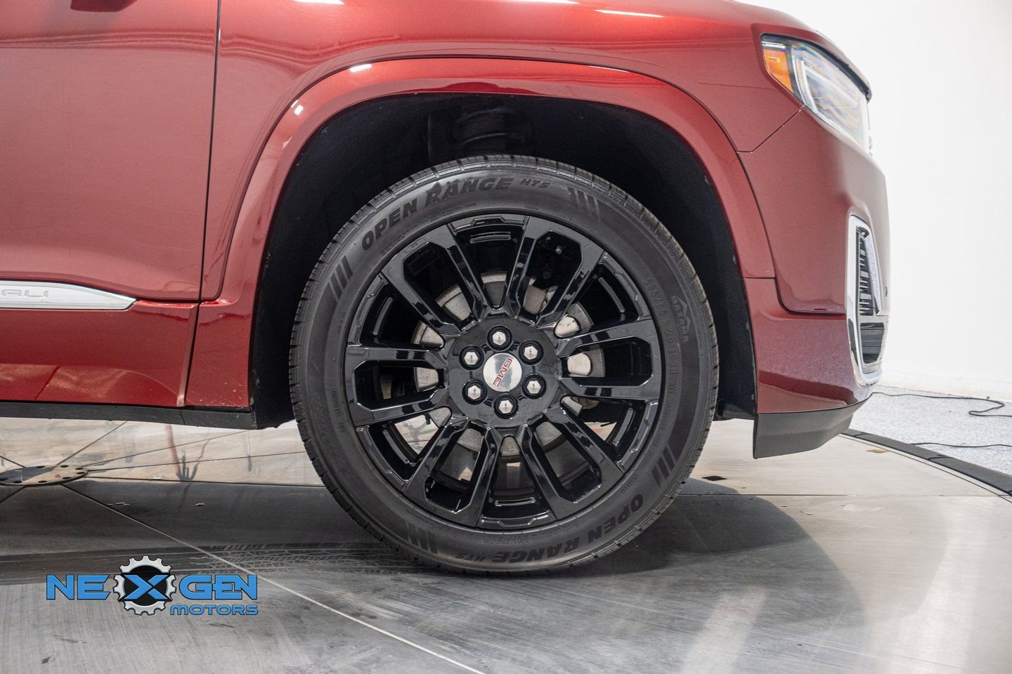 Used 2020 GMC Acadia Denali w/ Denali Ultimate Package image 43