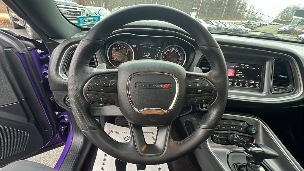 Used 2018 Dodge Challenger R/T image 27