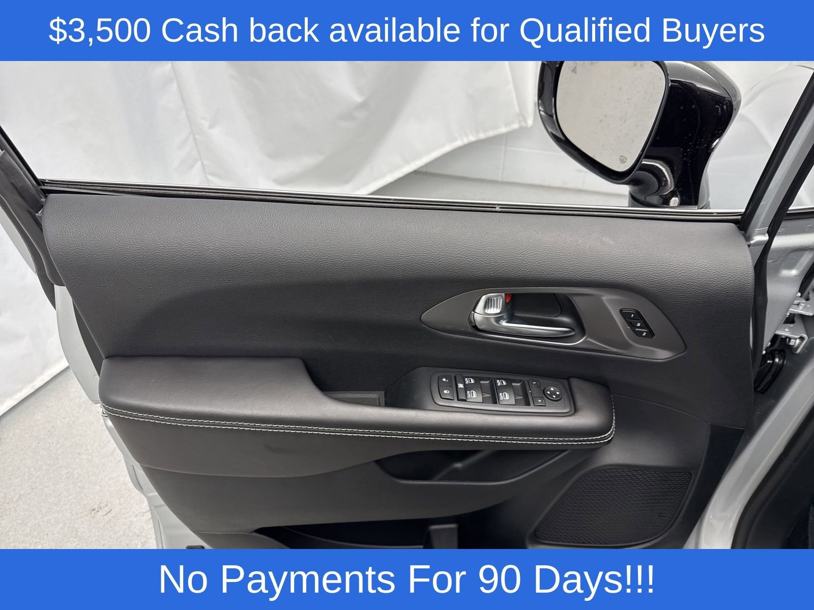 New 2026 Chrysler Pacifica Select image 13