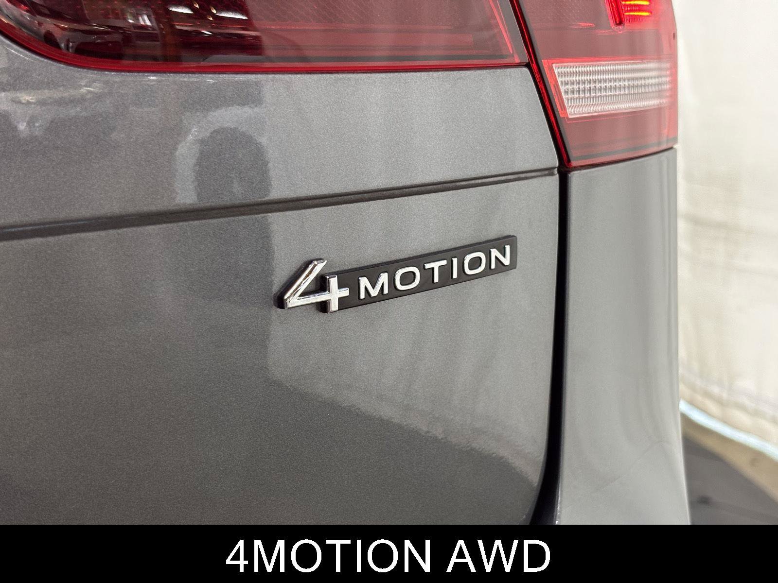 Used 2024 Volkswagen Tiguan Wolfsburg Edition AWD/4WD image 30