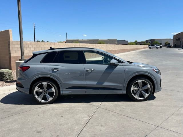 Used 2024 Audi Q4 e-tron Premium Plus w/ Premium Plus image 4