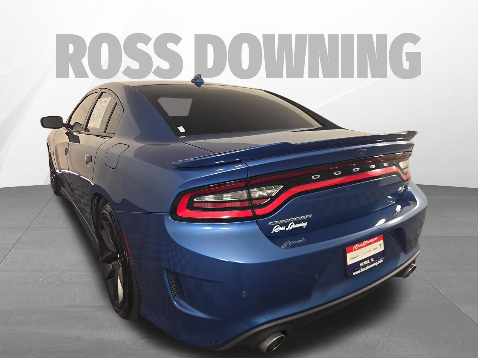Used 2022 Dodge Charger R/T w/ Performance Handling Group RWD image 6