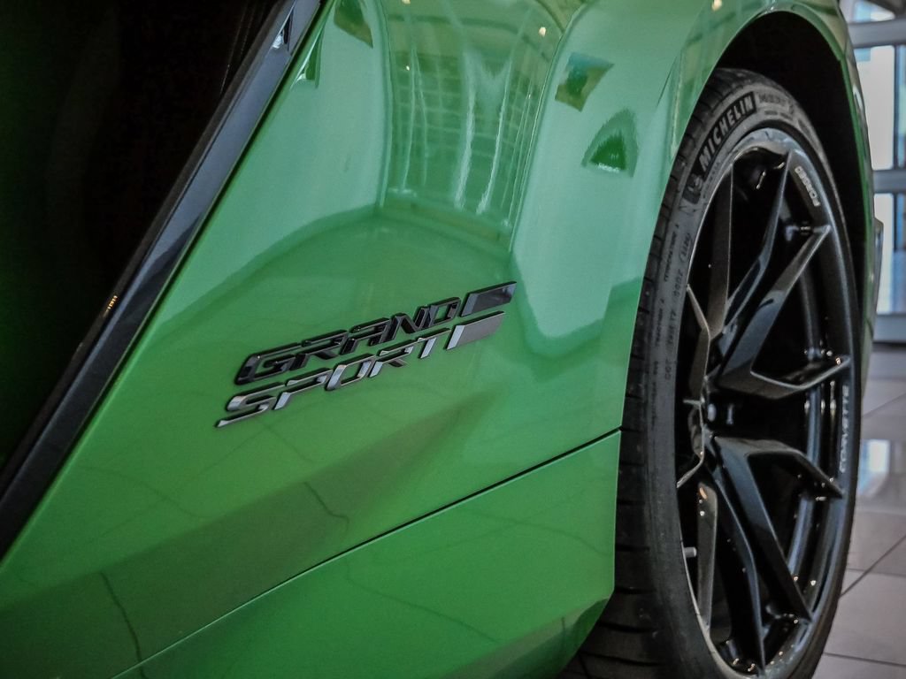 New 2027 Chevrolet Corvette Grand Sport w/ Z52 Sport Performance Package RWD image 6