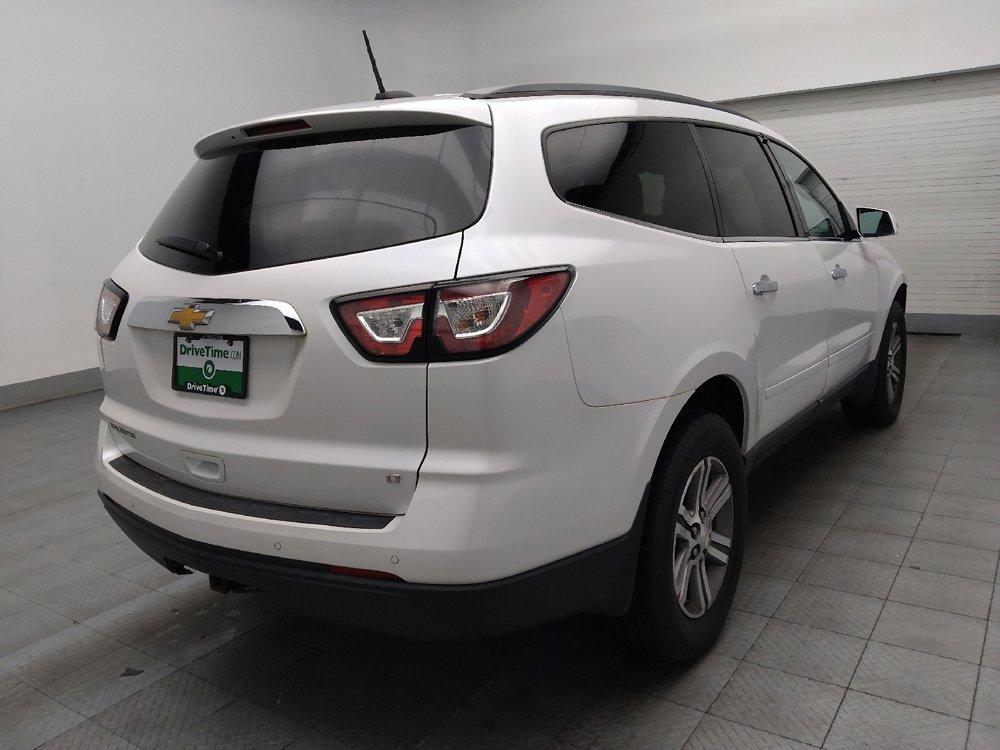 Used 2017 Chevrolet Traverse LT image 9