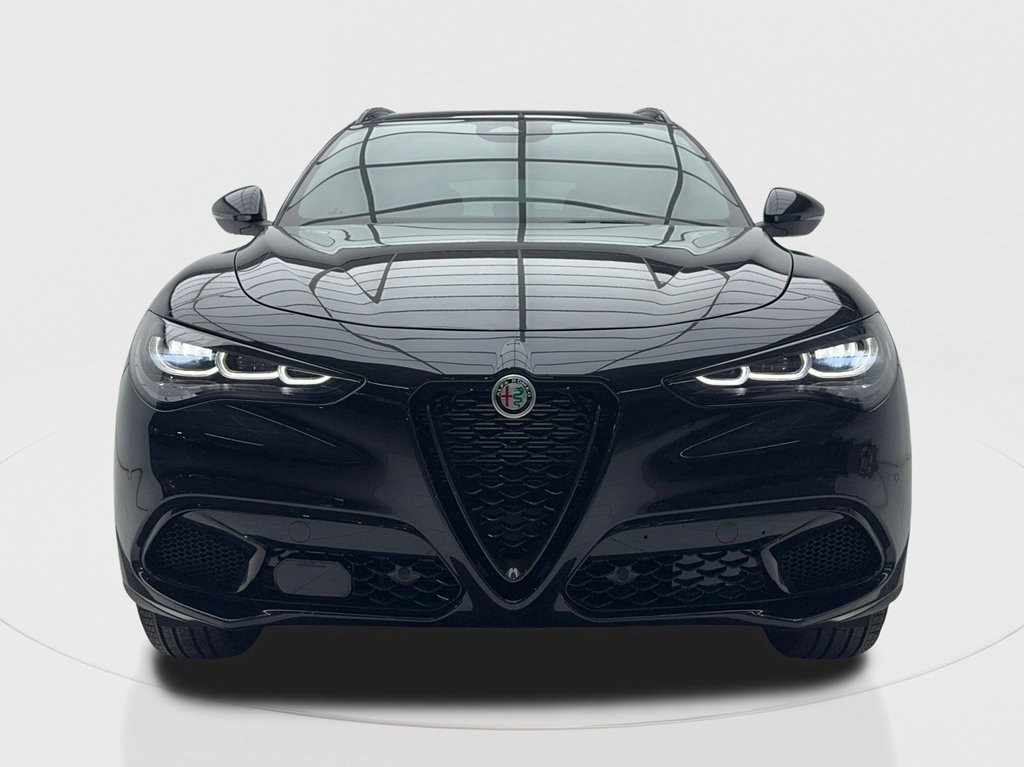 New 2025 Alfa Romeo Stelvio Sprint w/ Convenience Package image 4