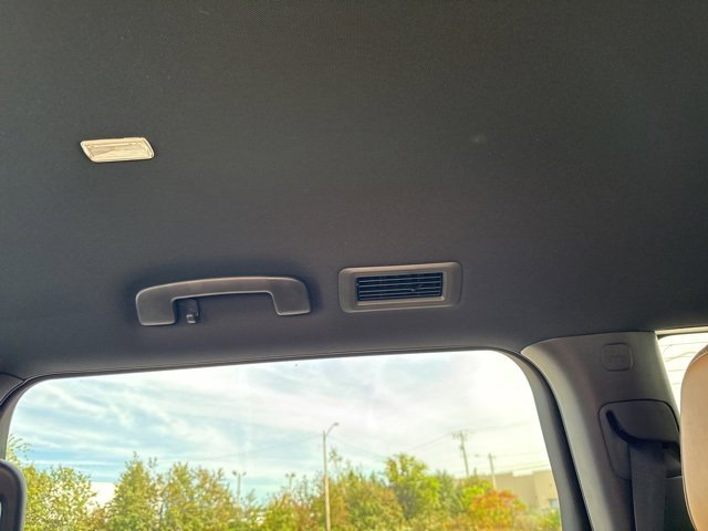 New 2026 Nissan Armada SL w/ Captain's Chari Seat Package image 15