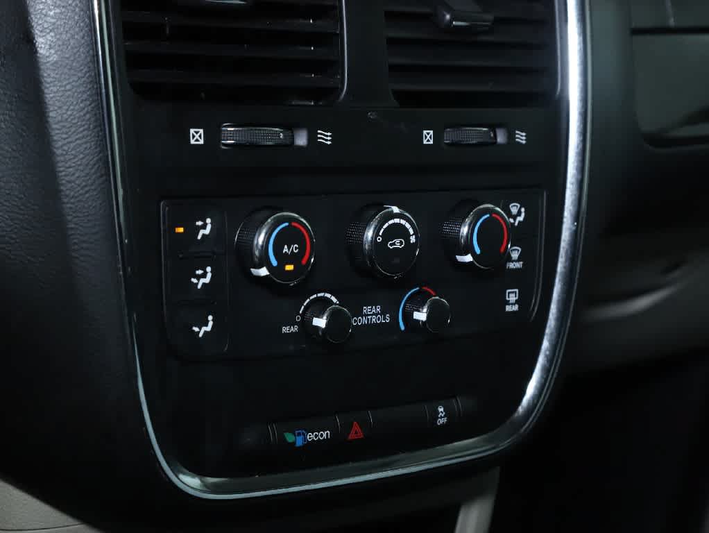 Used 2016 Dodge Grand Caravan SE w/ Quick Order Package 29E SE FWD image 27