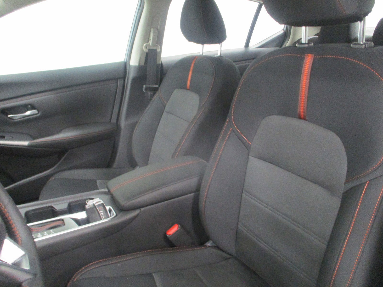 New 2025 Nissan Sentra SR image 16