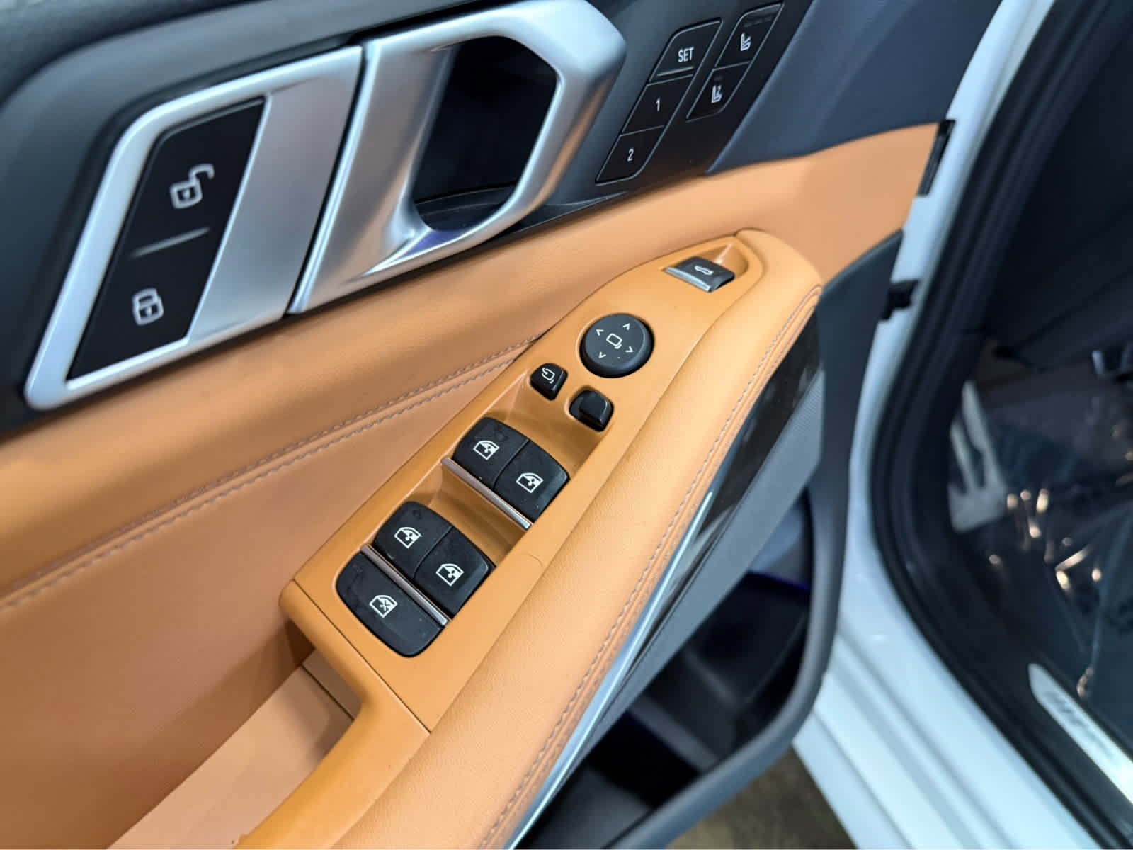Used 2023 BMW X5 M50i image 19