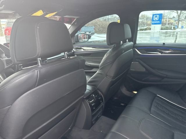 Used 2022 BMW 540i xDrive w/ Executive Package image 23