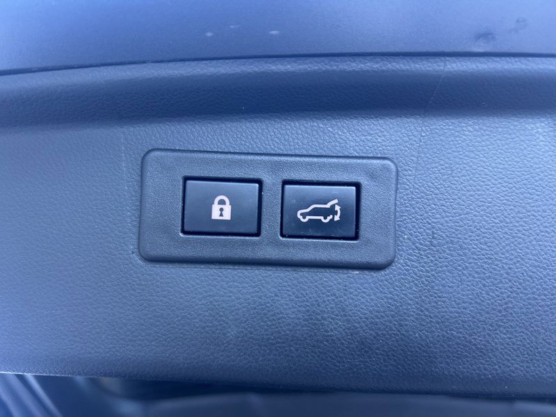 Used 2023 Subaru Outback Limited image 14