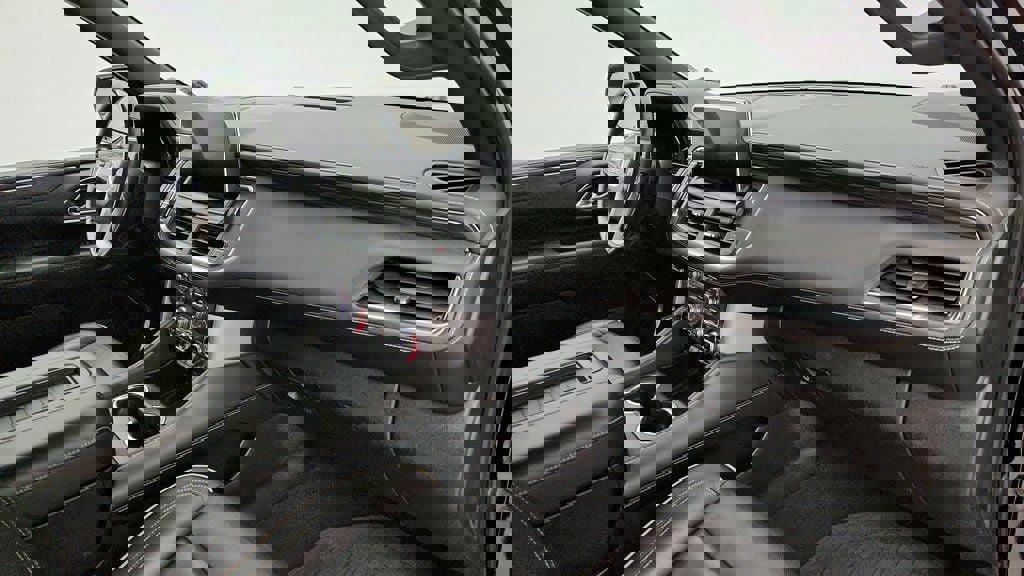 Used 2021 GMC Yukon SLT w/ SLT Premium Package image 29