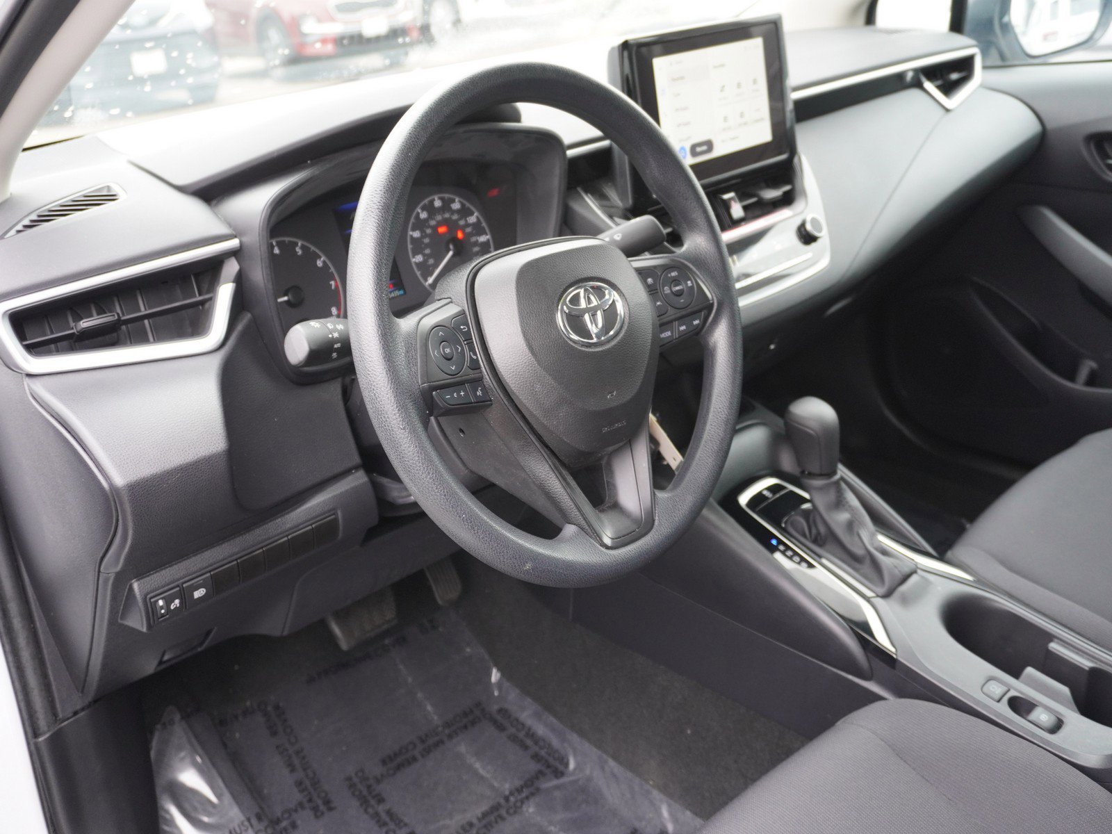 Used 2024 Toyota Corolla LE image 17