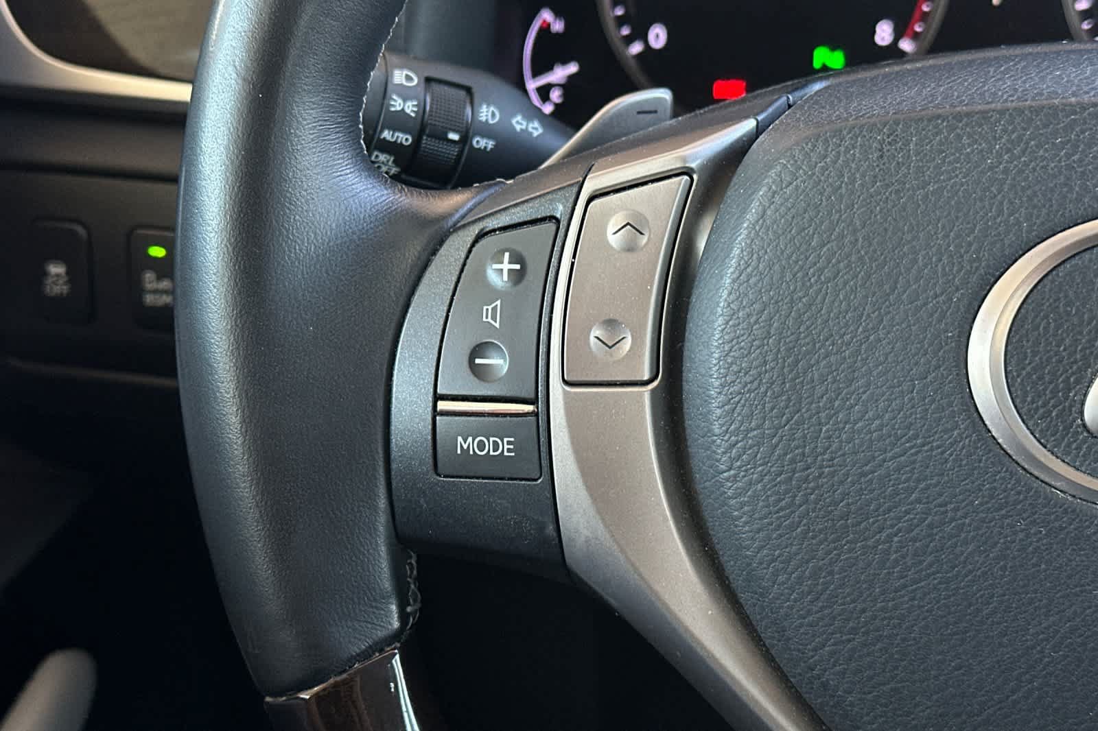 Used 2013 Lexus GS 350 w/ Luxury Pkg RWD image 26