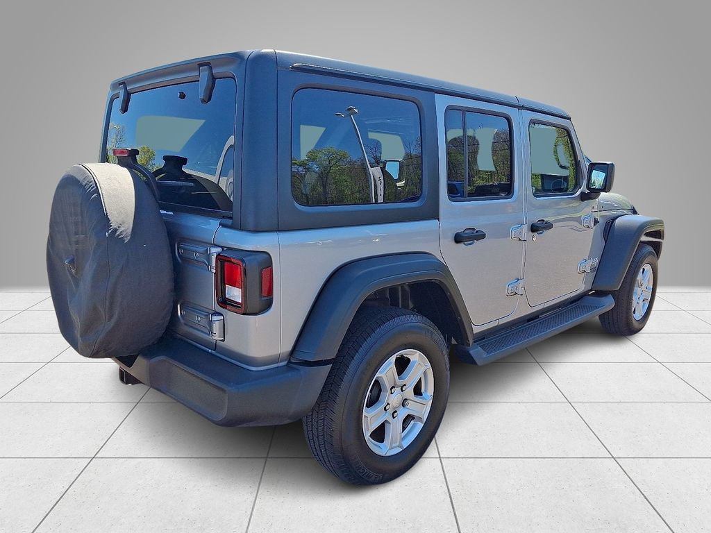 Used 2021 Jeep Wrangler Unlimited Sport AWD/4WD image 5
