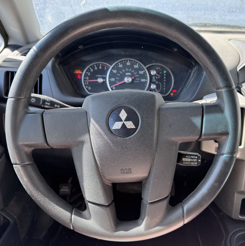Used 2004 Mitsubishi Endeavor LS AWD/4WD image 16