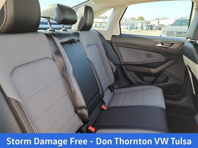 New 2026 Volkswagen Jetta SE FWD image 15