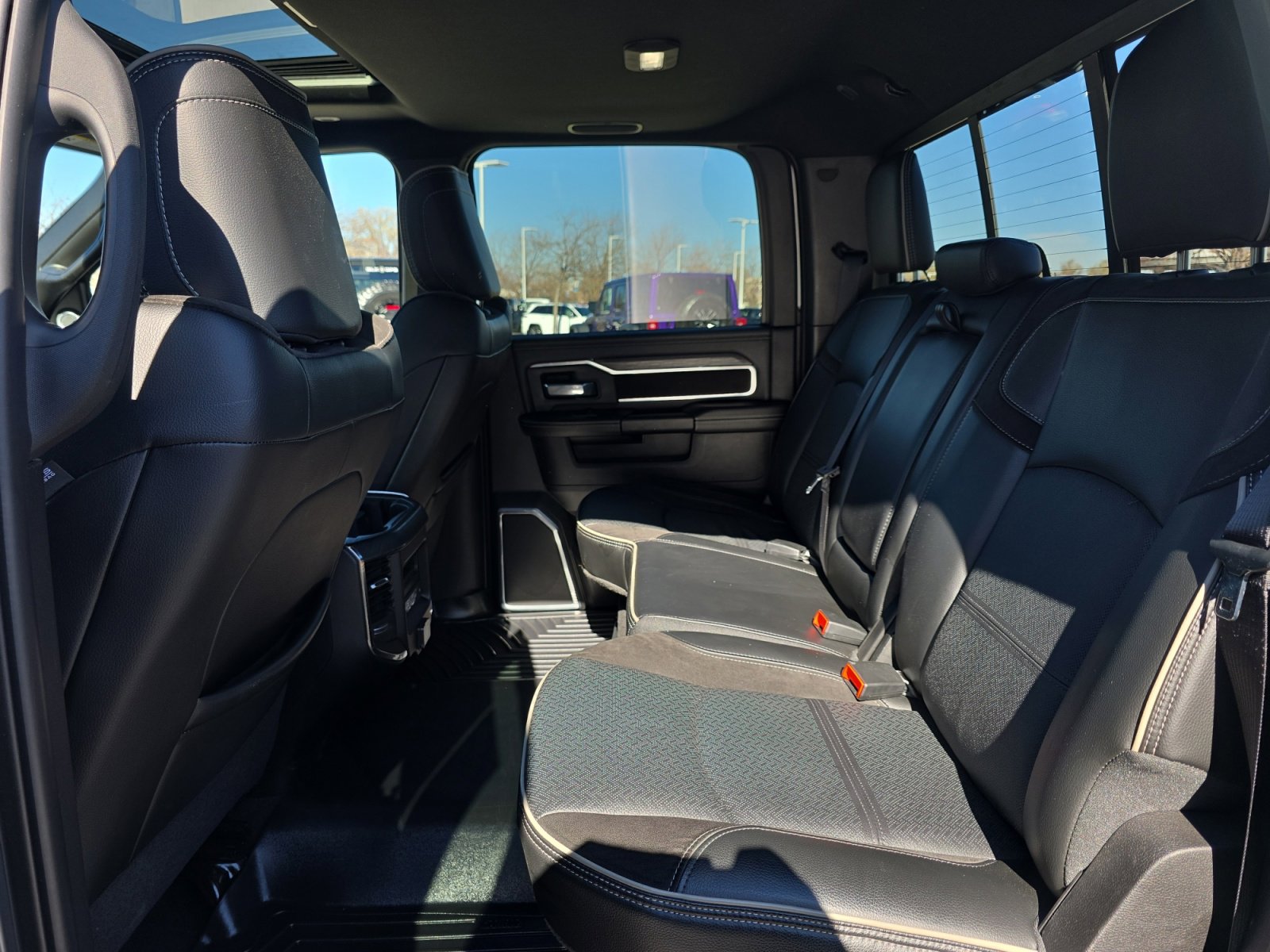 Used 2024 RAM 2500 Laramie w/ Night Edition image 30