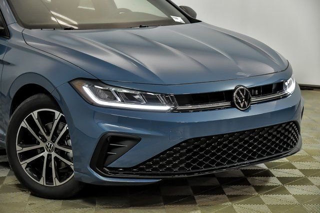 New 2026 Volkswagen Jetta Sport image 2