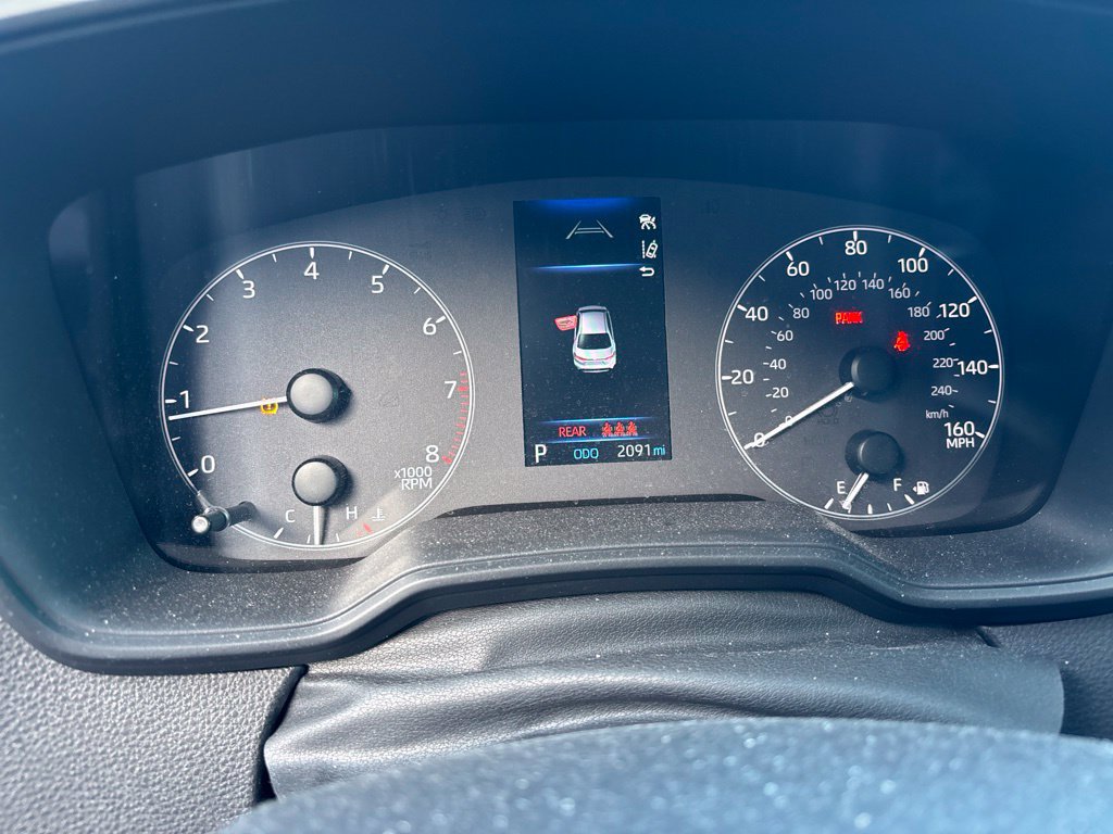 Used 2025 Toyota Corolla LE FWD image 18