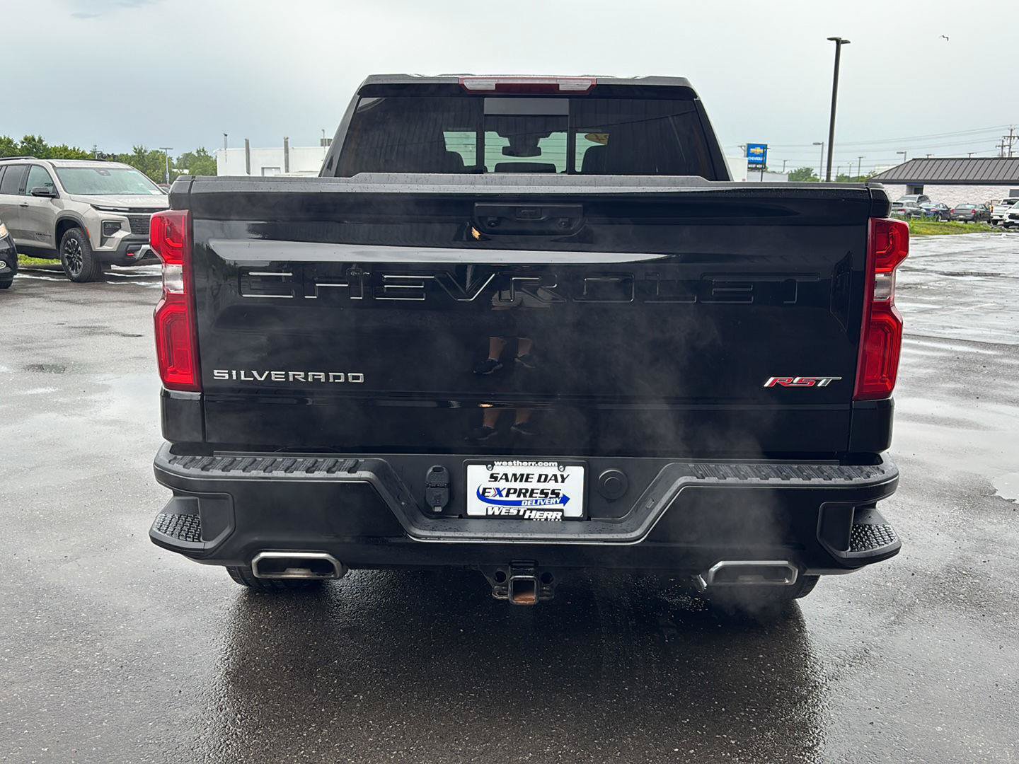 Used 2024 Chevrolet Silverado 1500 RST w/ Convenience Package II AWD/4WD image 6