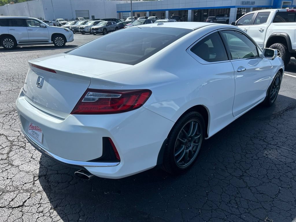 Used 2017 Honda Accord EX-L image 5