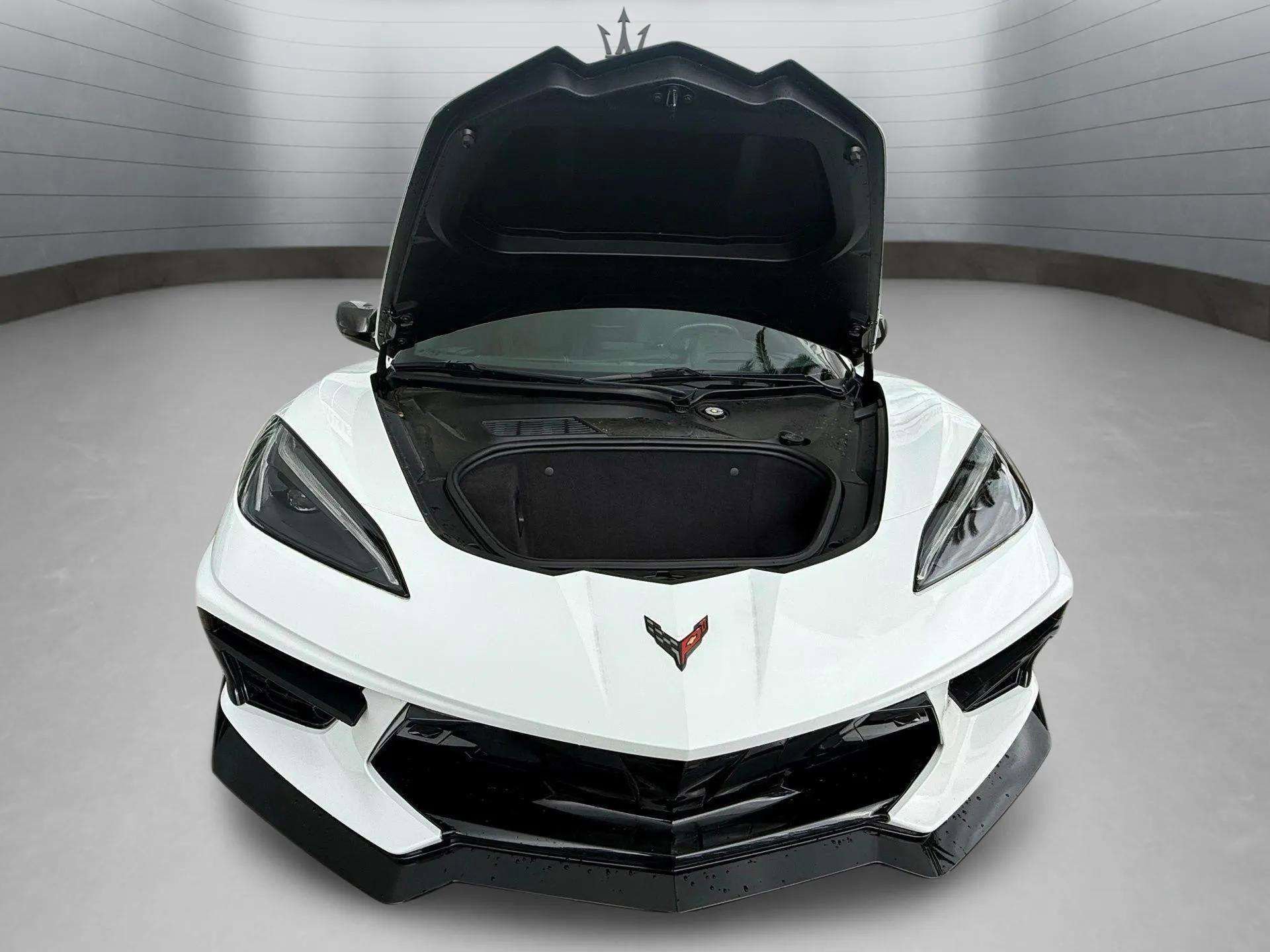 Used 2021 Chevrolet Corvette Stingray Preferred Cpe w/ 2LT image 21