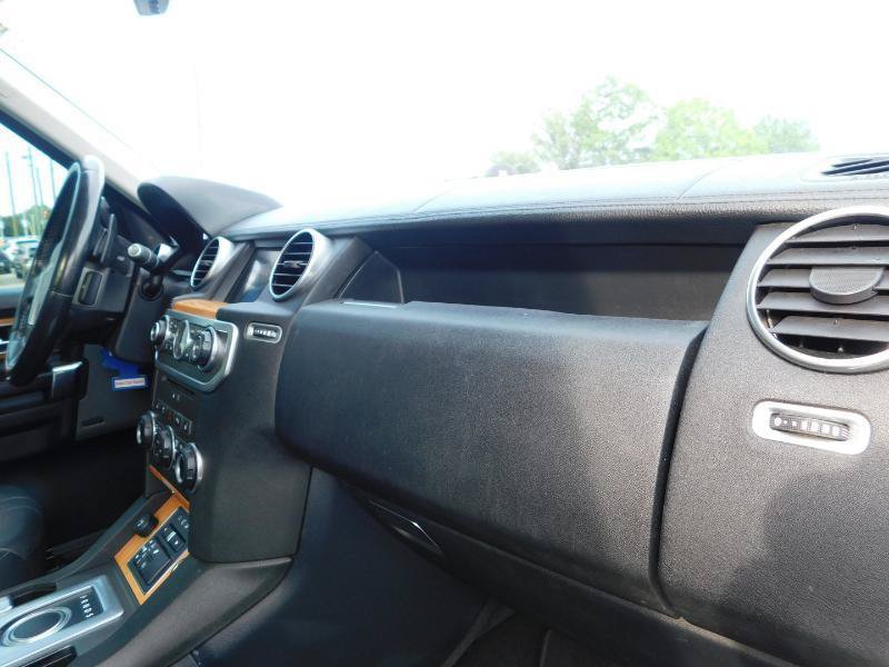 Used 2016 Land Rover LR4 HSE AWD/4WD image 27