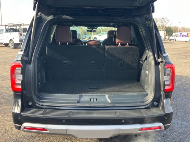 Used 2024 Ford Expedition Limited image 31
