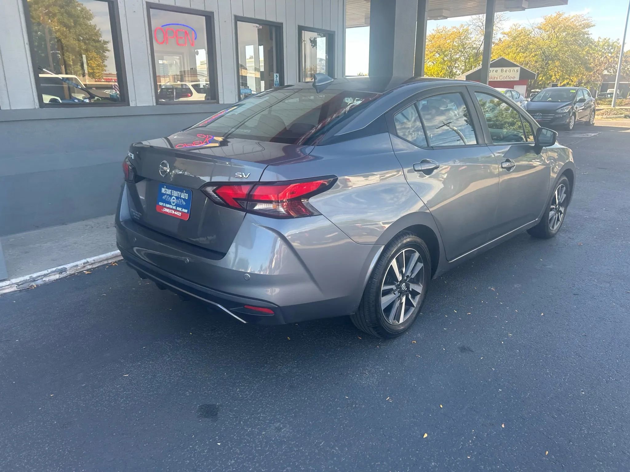 Used 2021 Nissan Versa SV image 28