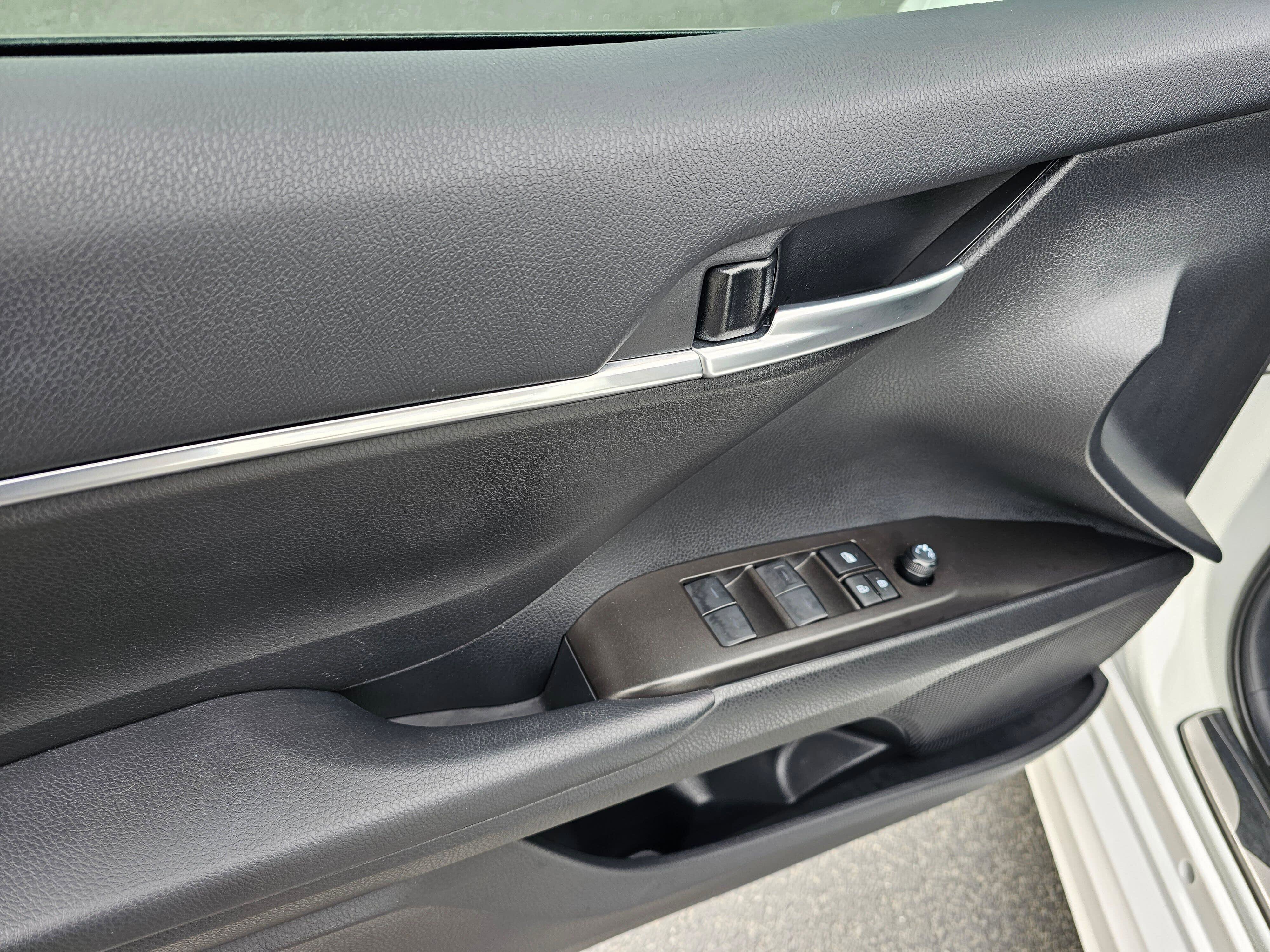 Used 2024 Toyota Camry SE w/ Convenience Package AWD/4WD image 19