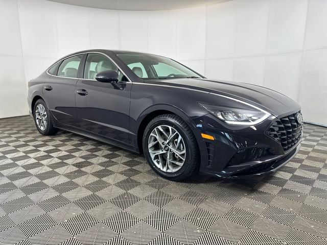 Certified 2023 Hyundai Sonata SEL w/ Cargo Package image 2