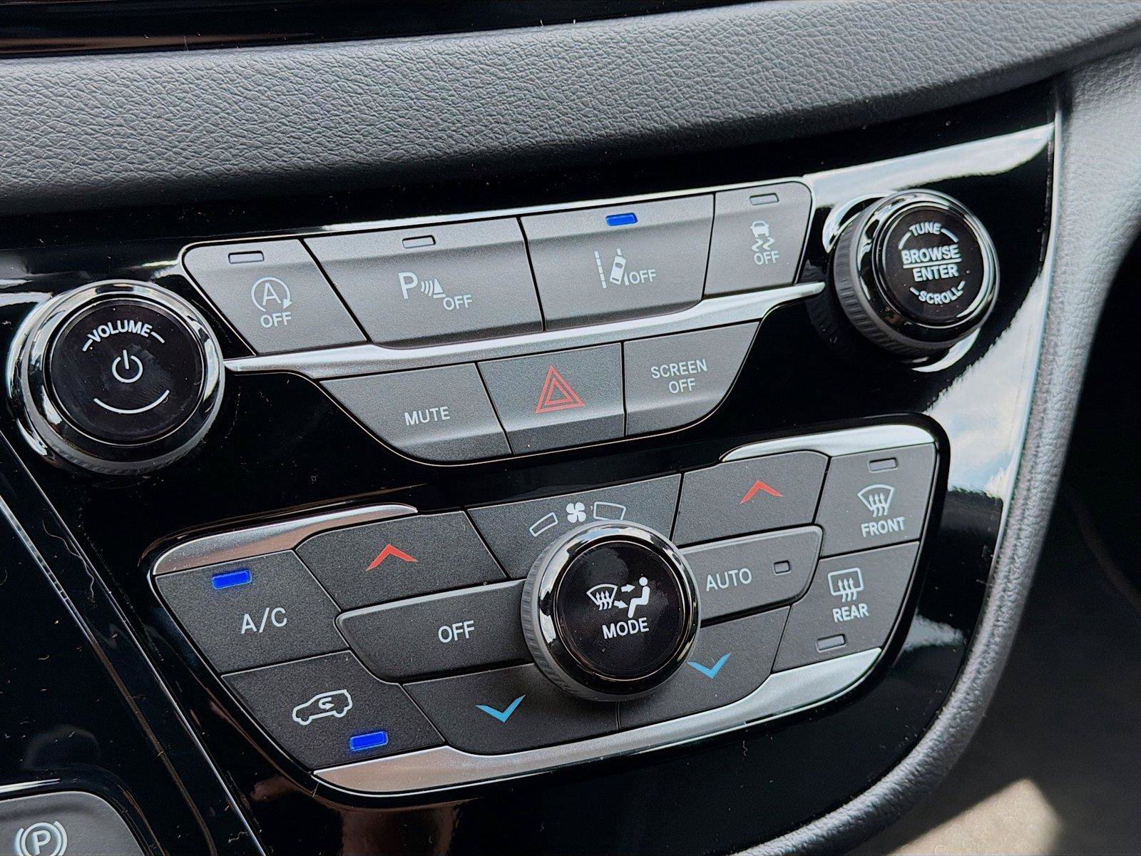 New 2027 Chrysler Pacifica LX FWD image 21