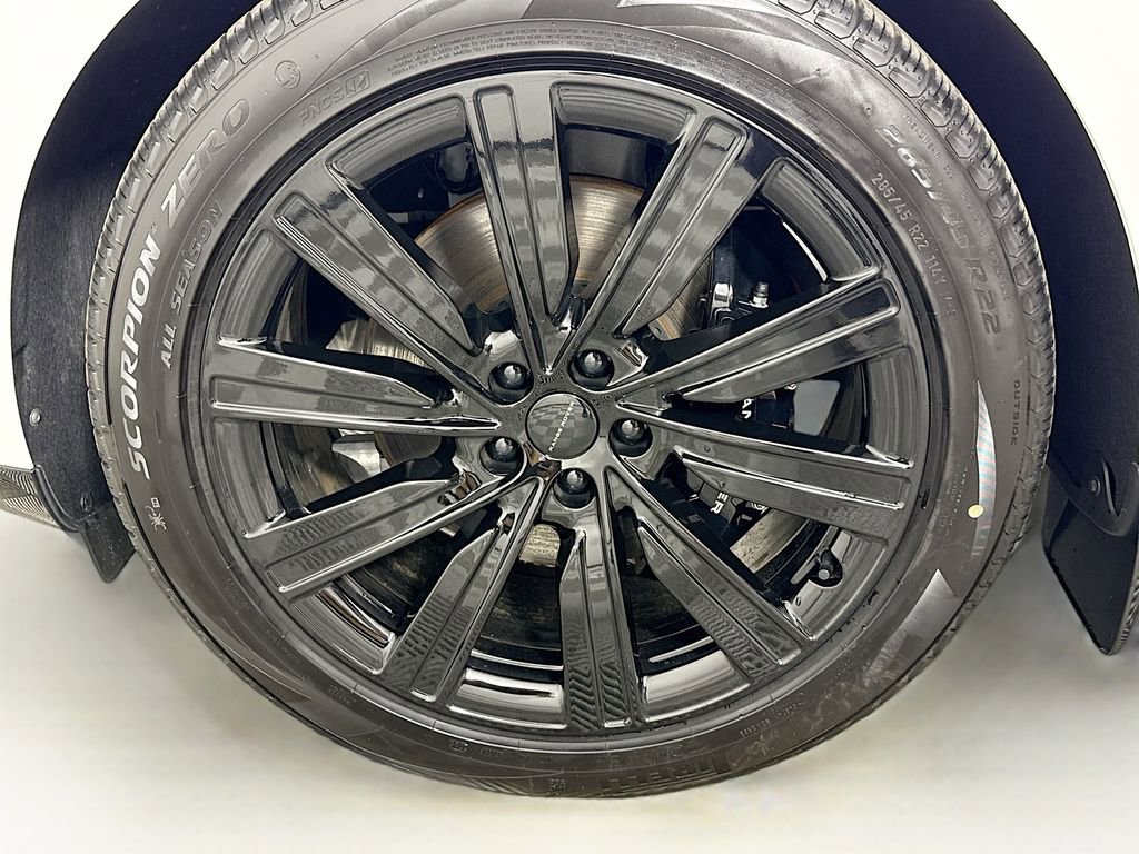 New 2026 Land Rover Range Rover Long Wheelbase SE image 31