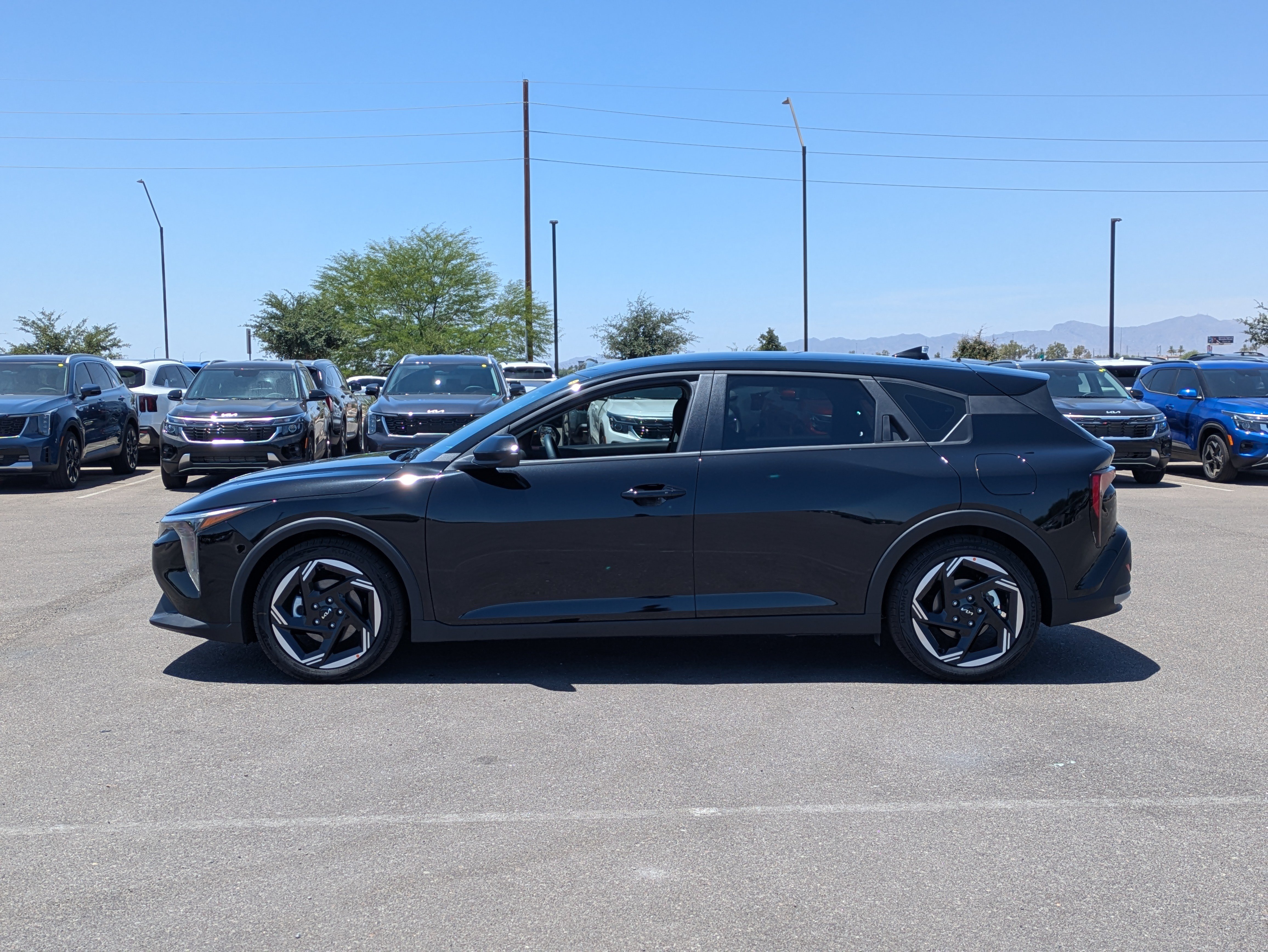 New 2026 Kia K4 EX FWD image 2