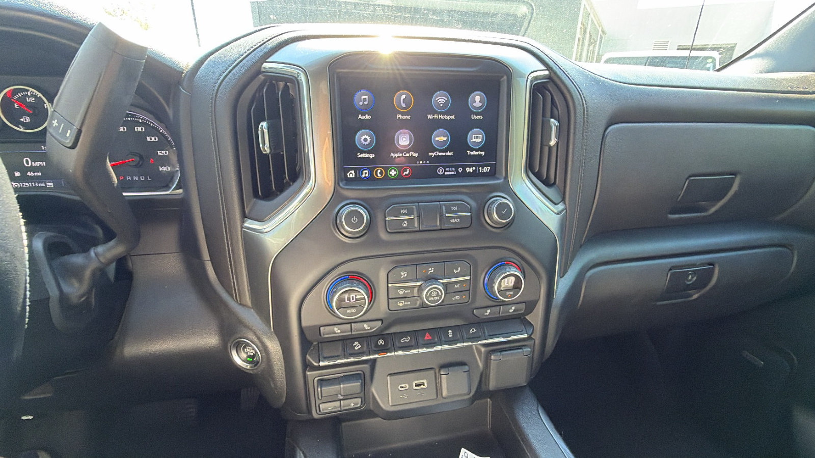 Used 2021 Chevrolet Silverado 1500 LT Trail Boss w/ Convenience Package II AWD/4WD image 31