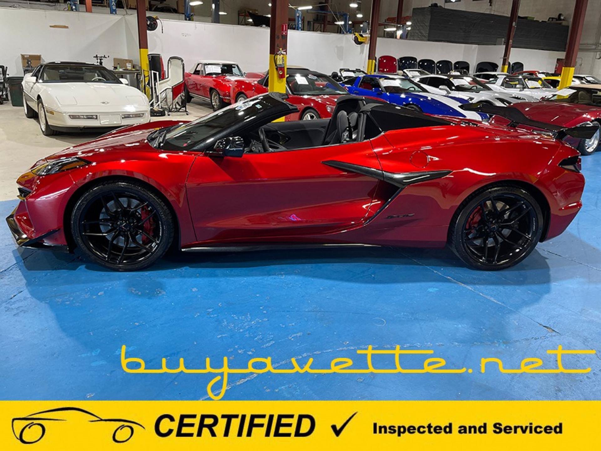 Used 2025 Chevrolet Corvette Z06 w/ Stealth Interior Trim Package RWD image 8