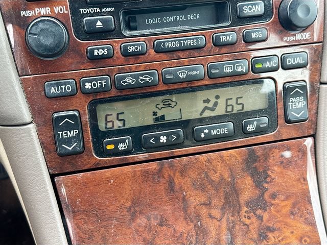 Used 2003 Toyota Avalon XLS FWD image 11