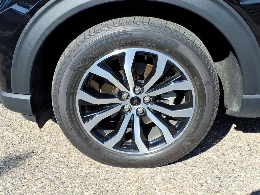 Used 2025 Ford Explorer ST-Line AWD/4WD image 9