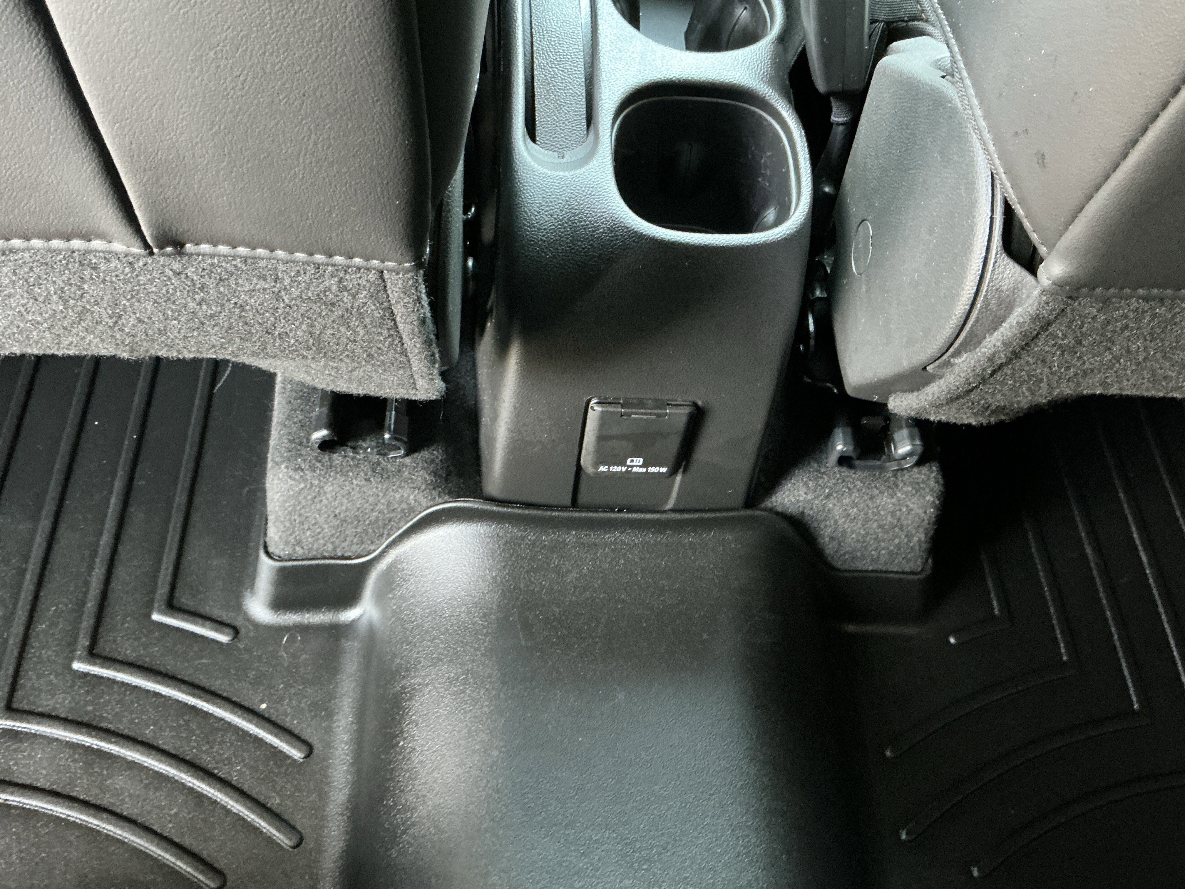 Used 2022 Chevrolet Trax LT w/ LT Convenience Package image 28