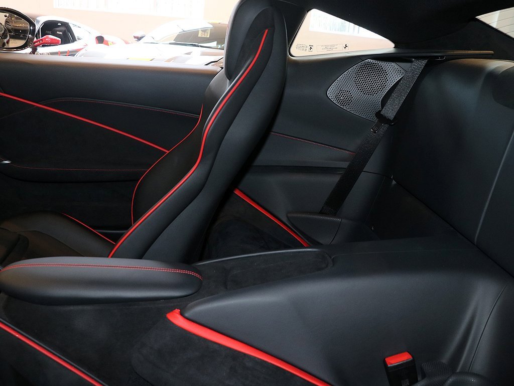 Certified 2024 Ferrari Roma image 77