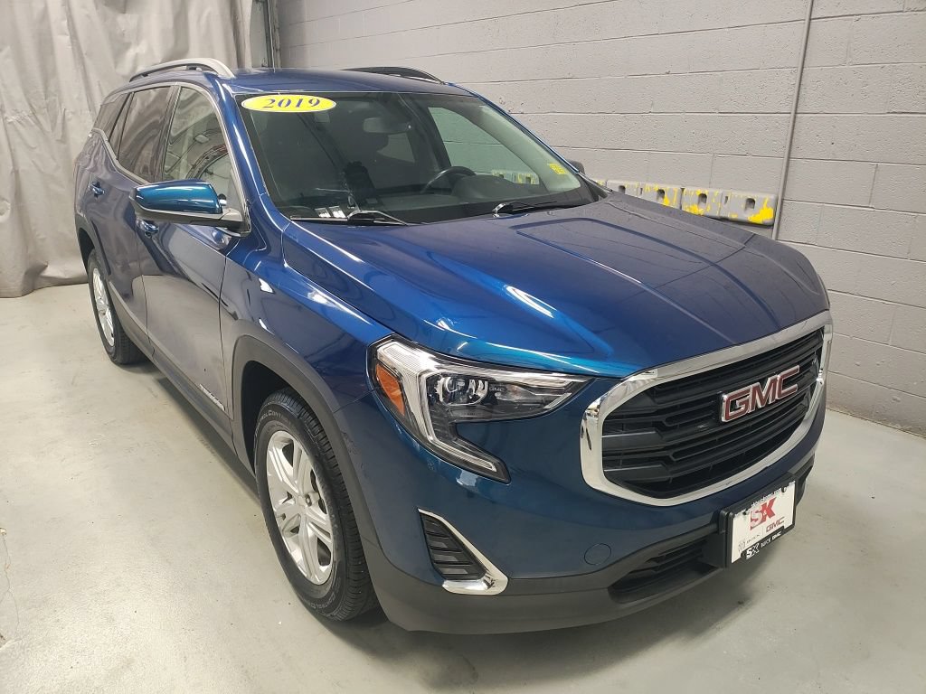 Used 2019 GMC Terrain SLE w/ Driver Convenience Package FWD image 5