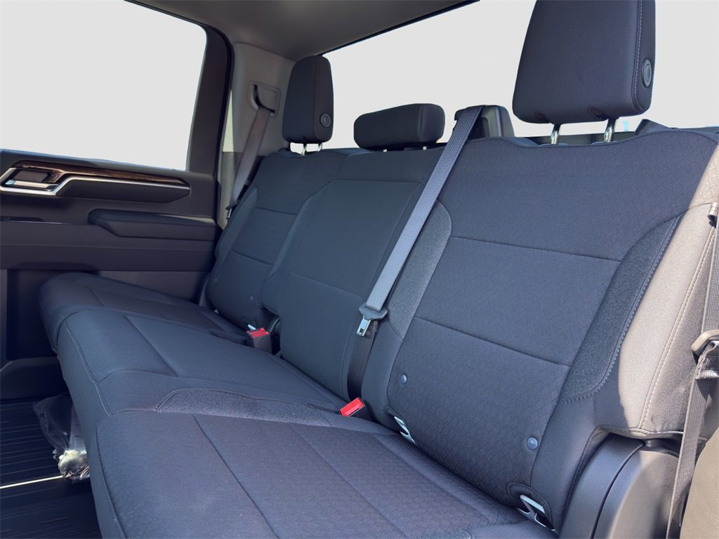 New 2026 GMC Sierra 2500 SLE image 12