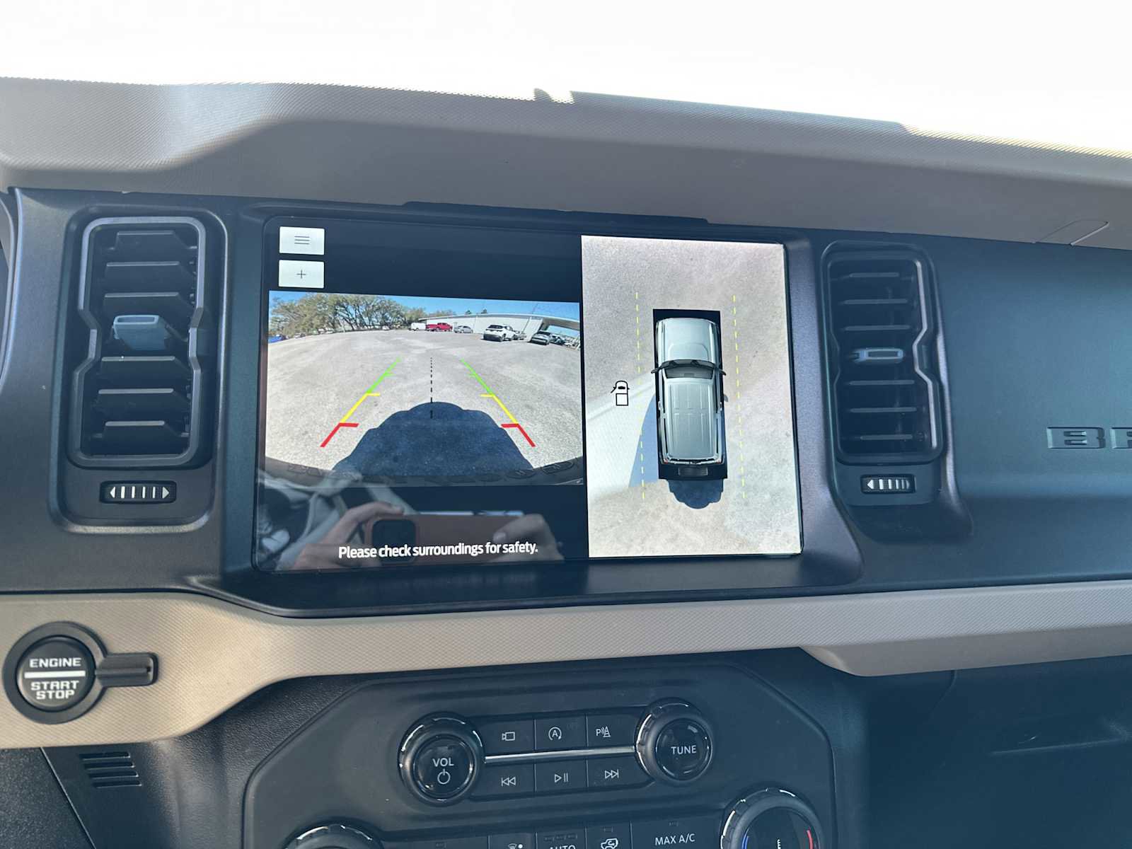 Used 2022 Ford Bronco Wildtrak image 20