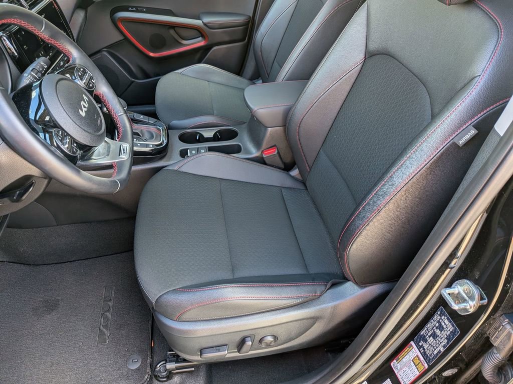 Certified 2023 Kia Soul GT-Line w/ GT-Line Technology Package image 25