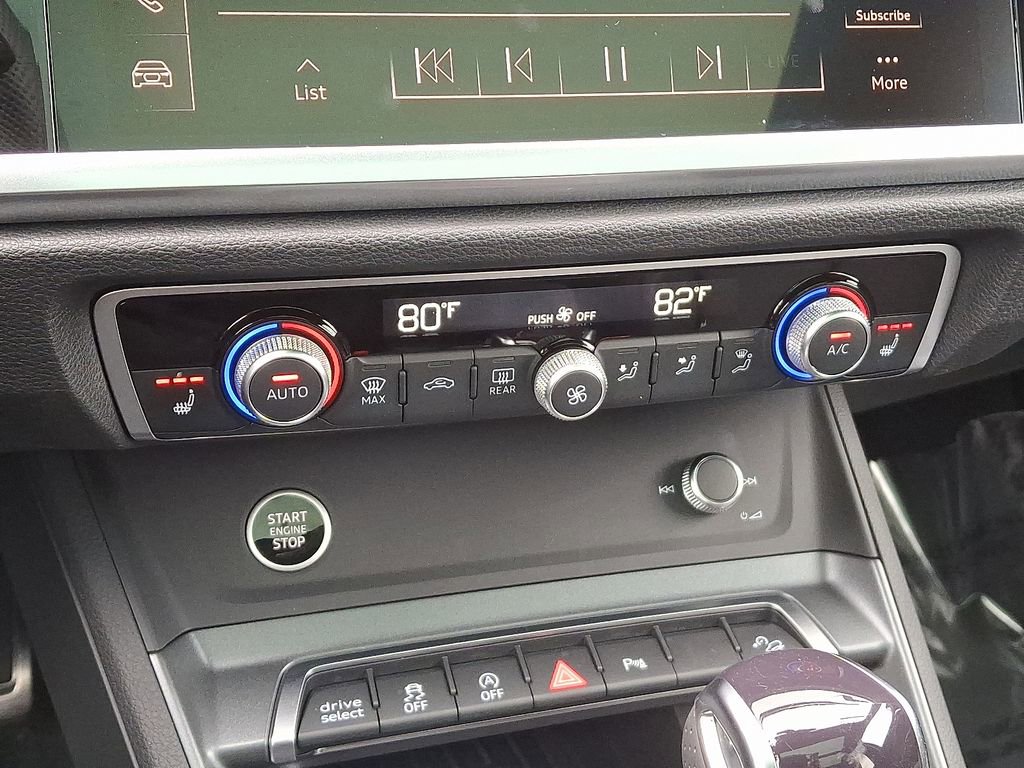 Certified 2025 Audi Q3 2.0T Premium Plus w/ Premium Plus Package image 17